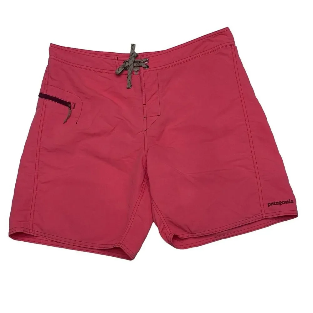 Patagonia Men's Sz 35 Wavefarer Board Surf Swim Shorts Peach Coral Mid Length‎
